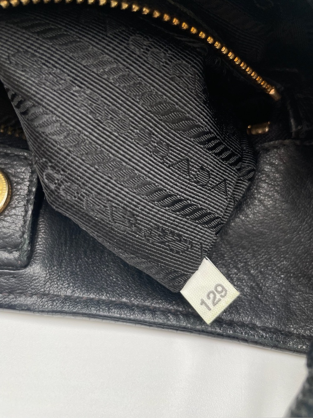 Prada Black Leather Vitello Daino Zip Hobo Bag - Picture 13 of 14
